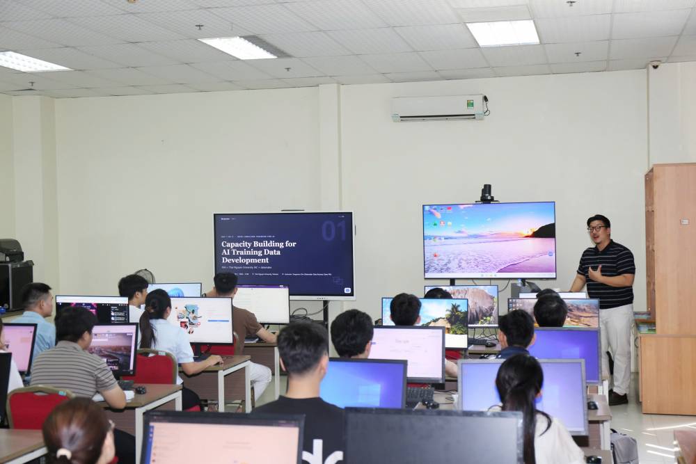 Thành viên Viện Khoa học và Công nghệ Ứng dụng tham gia chương trình nâng cao năng lực phát triển dữ liệu huấn luyện AI
